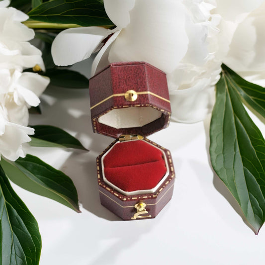 Vintage Style Octagon Ring Box