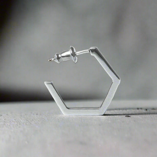 Crystallized Hexagon Hoops in Black Rhodium