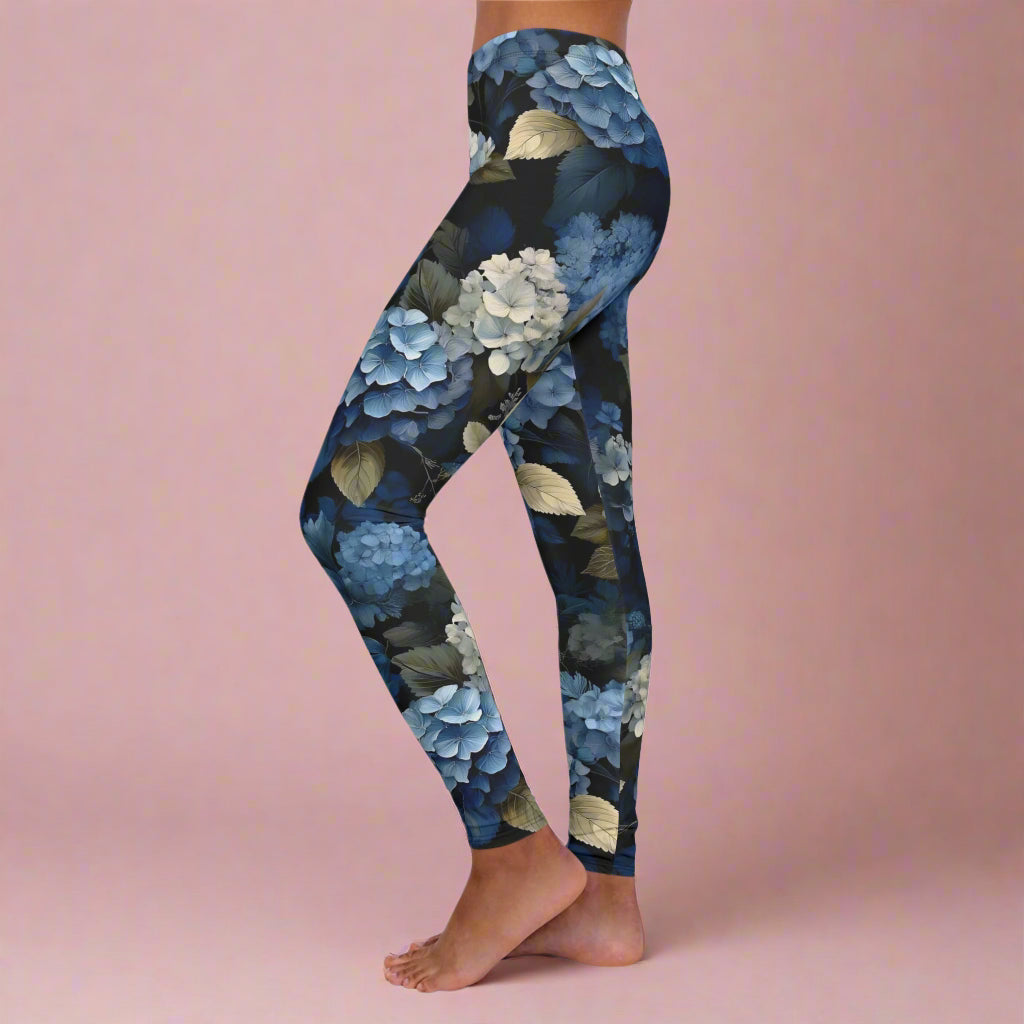 Flora Obscura Hydrangea Leggings