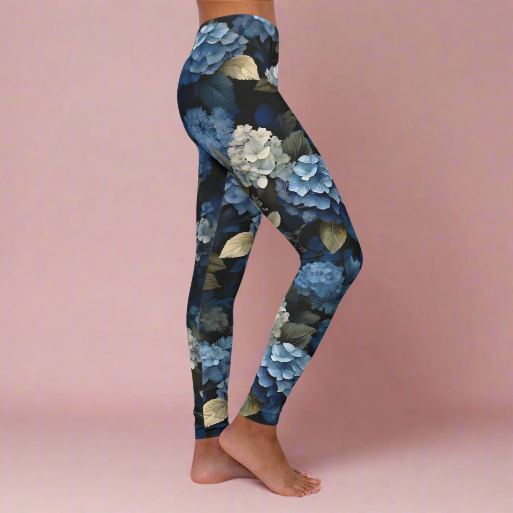 Flora Obscura Hydrangea Leggings