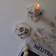Geometric candle holder with splatter effect