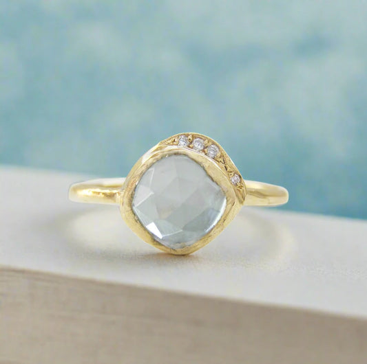 Mini Cove Aquamarine Ring