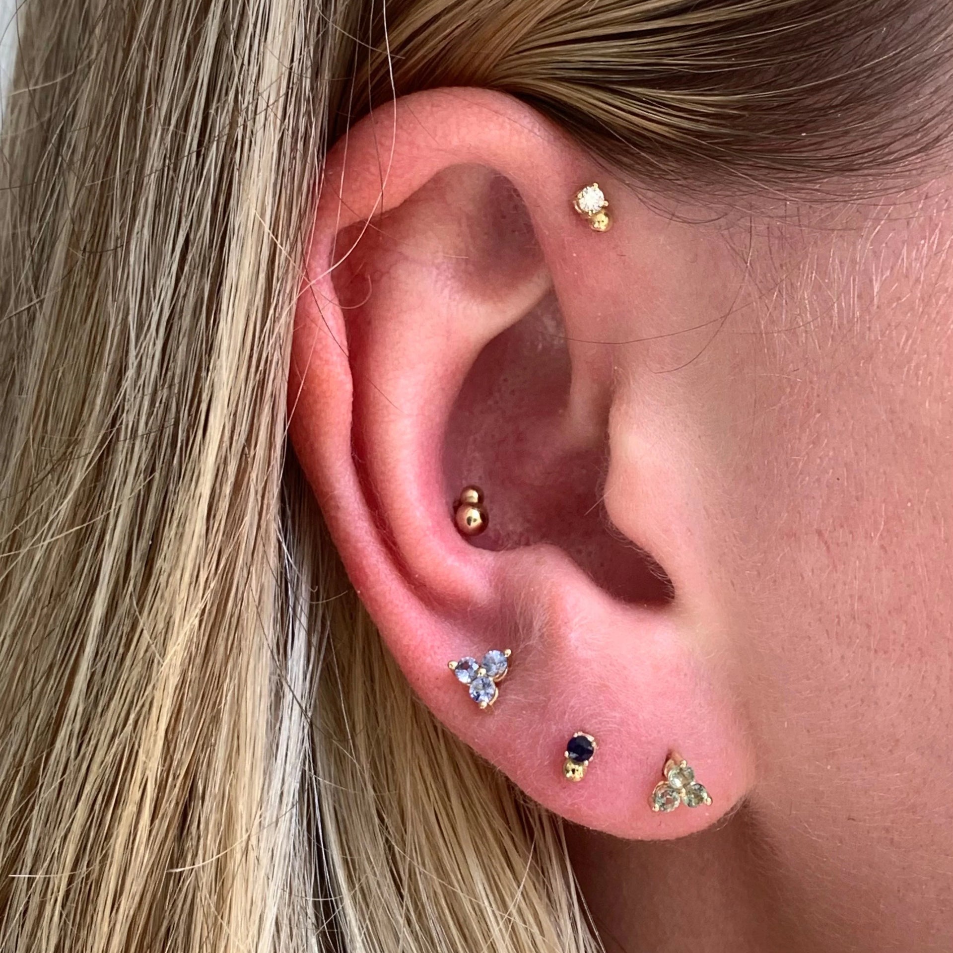 Green Sapphire Custer Stud