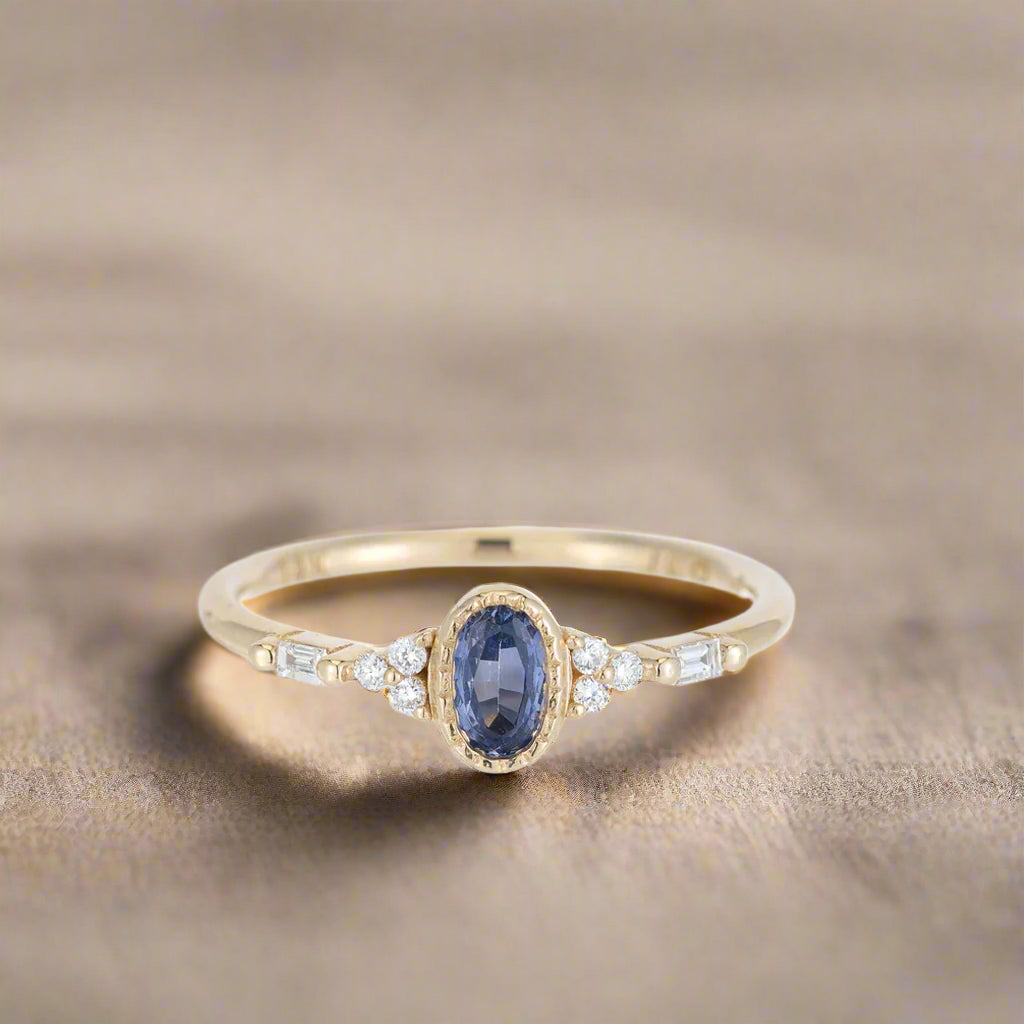 Blue Sapphire Oval Poeme Ring