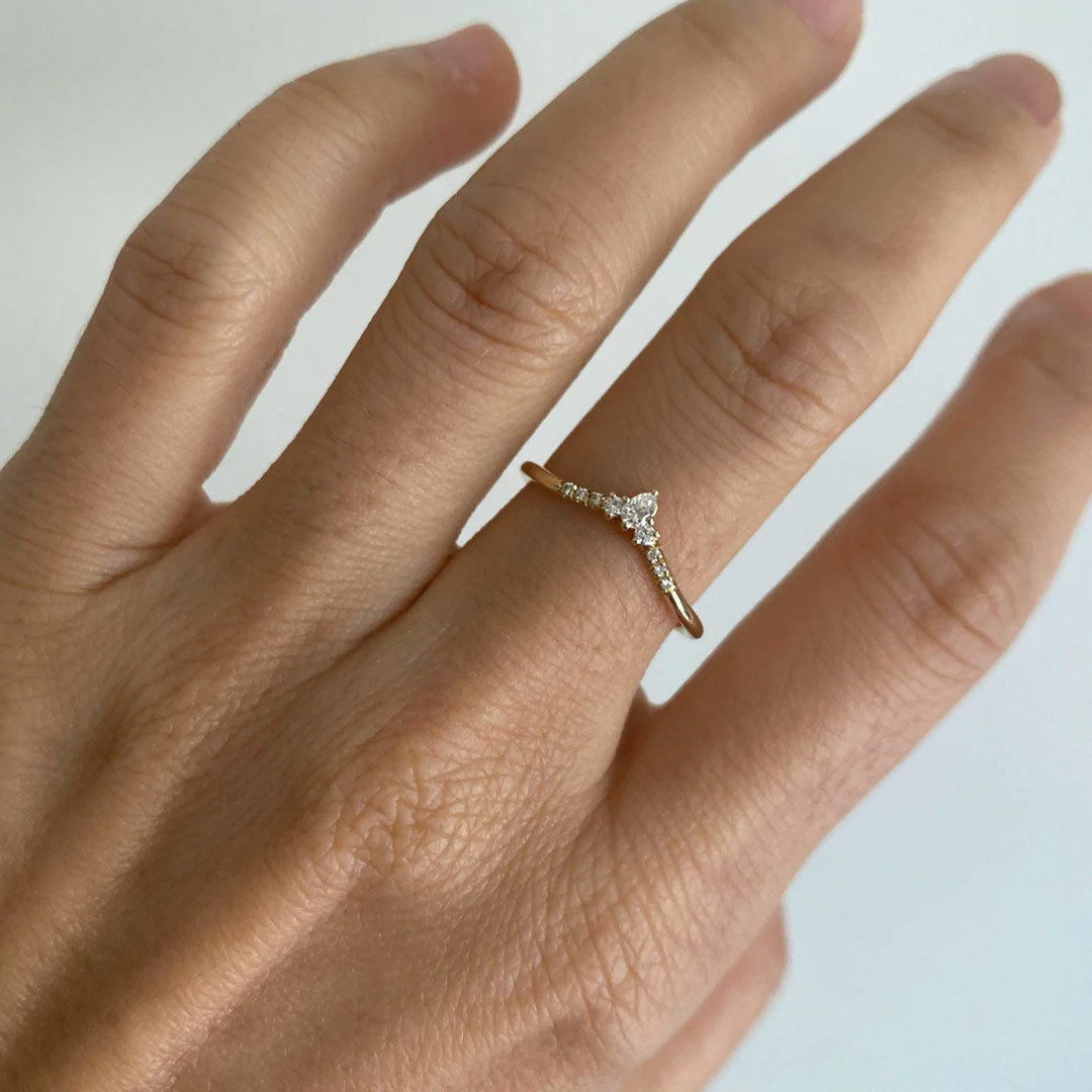 Diamond Peak Ring