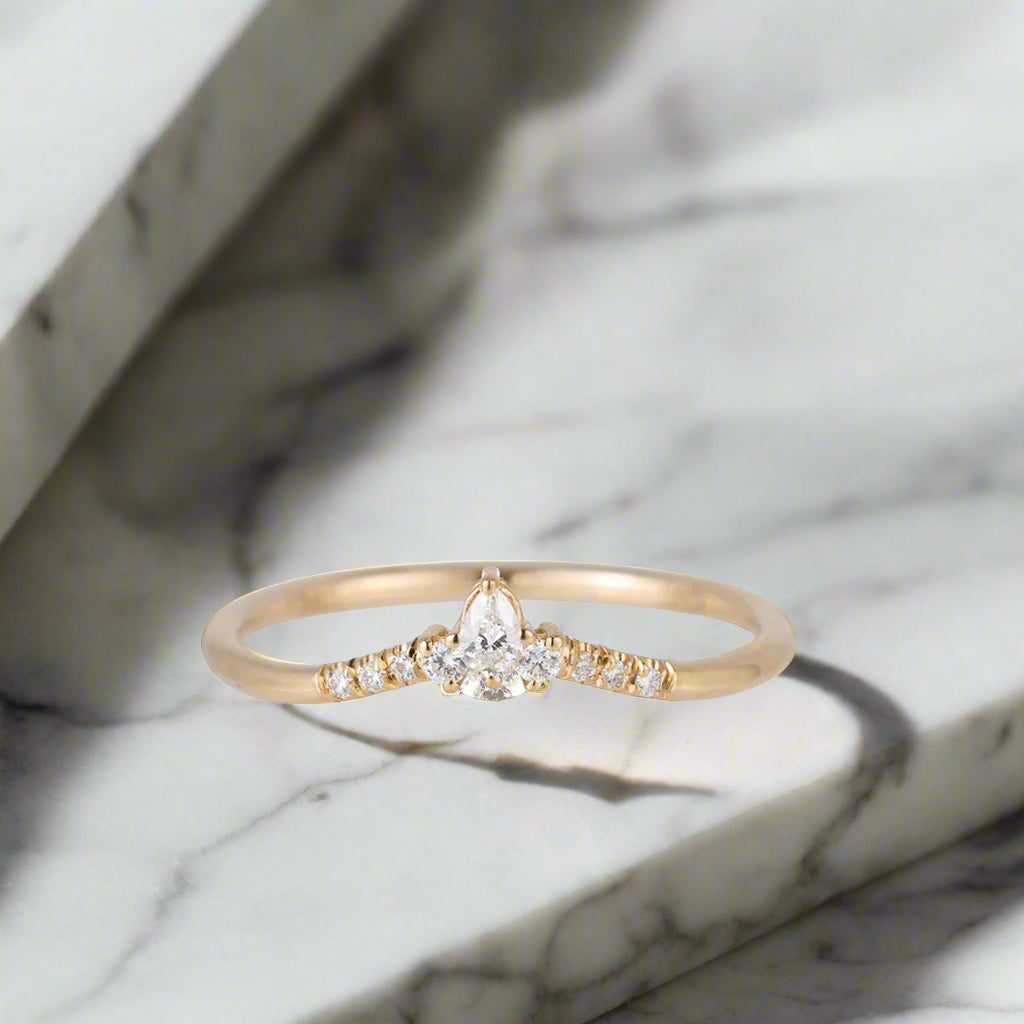 Diamond Peak Ring