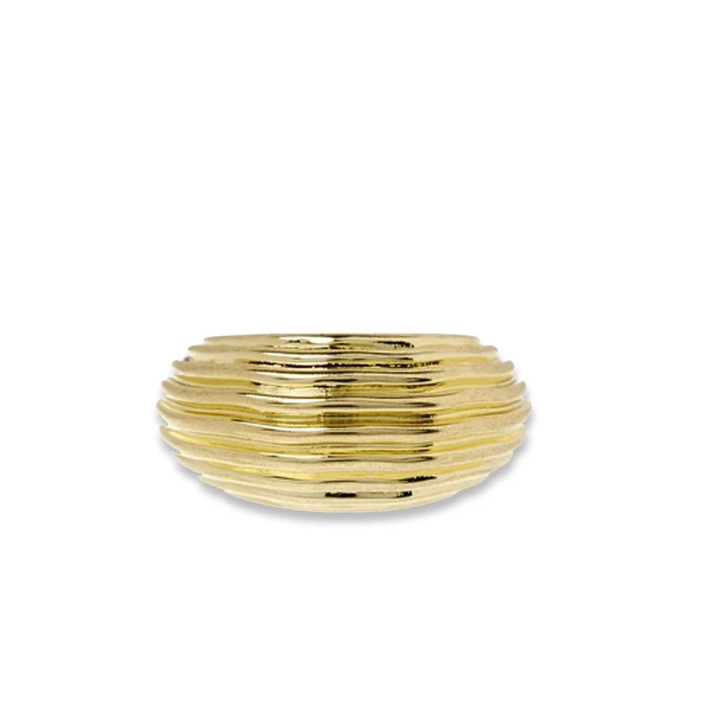 The Wave Dome Ring in Gold