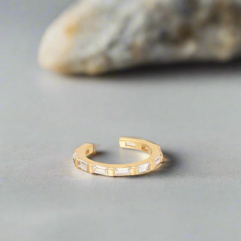Gold Chain Linked Mismatched Huggie Hoop Earring